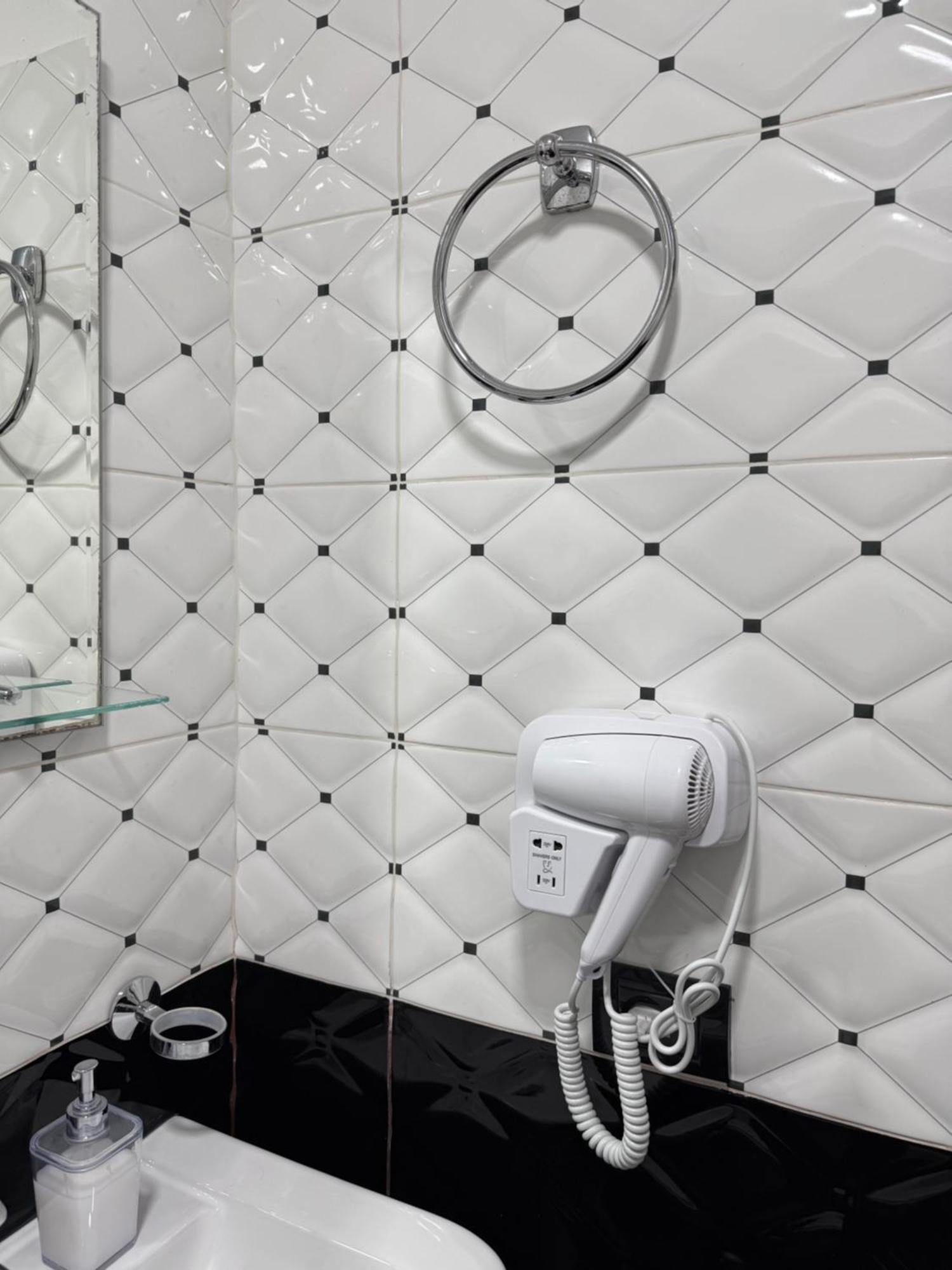 Hotel M&S Tiranë Eksteriør bilde
